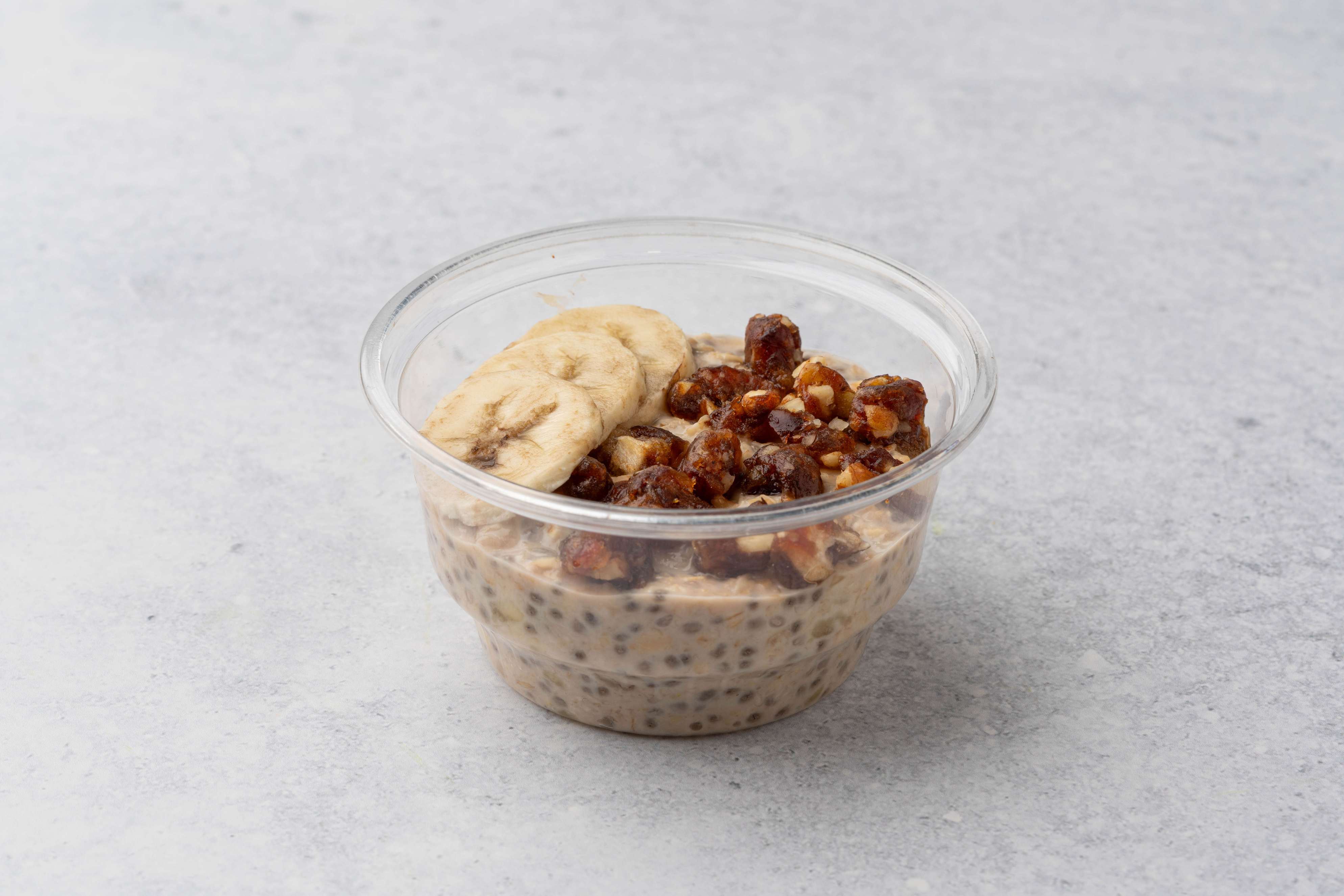 Banana And Dates Chia Pudding